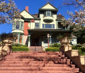 Teen End-Of-Summer Party @ Falkirk Outdoor Patio